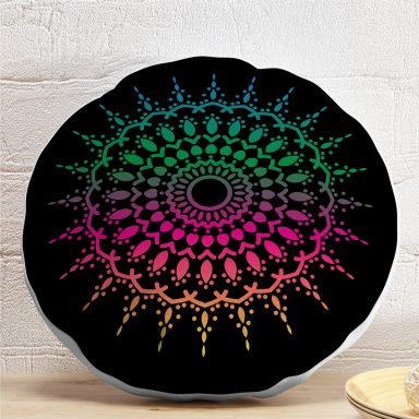 Siyah Zeminde Pembe Yeşil Mandala Motifli Yuvarlak Kırlent Kılıfı