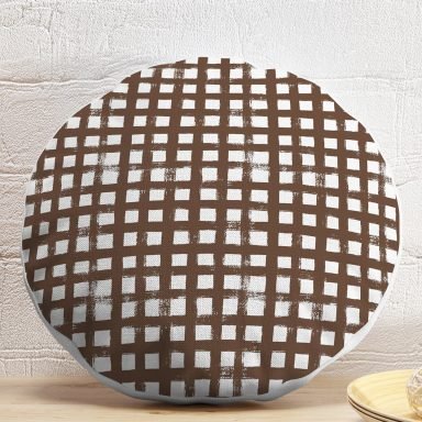 Kahve Zeminde Geometrik Kare Motifli Dekoratif Yuvarlak Yastık Kılıfı