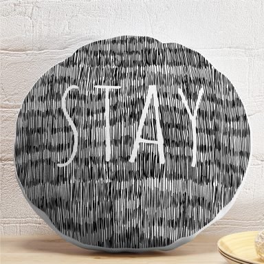 Siyah Beyaz Zeminli Onedraw Çizimli Stay Yazılı Dijital Baskılı Modern Yuvarlak Yastık Kırlent Kılıfı