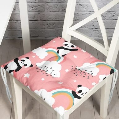 Pembe Zeminde Bulutlar Ve Panda Dijital Baskılı Özel Tasarım Modern Pofidik Sandalye Minderi