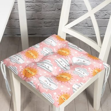 Pembe Zeminde Güneş Ve Bulut Motifli Dijital Baskılı Özel Tasarım Modern Pofidik Sandalye Minderi