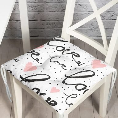 Love Baskılı Pembe Kalpli Pofidik Kare Sandalye Minderi