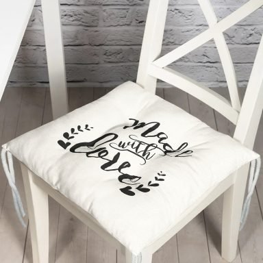 Made With Love Yazı Desenli Pofidik Sandalye Minderi
