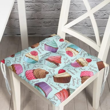 Renkli Cupcake Desenli Dijital Pofidik Sandalye Minderi