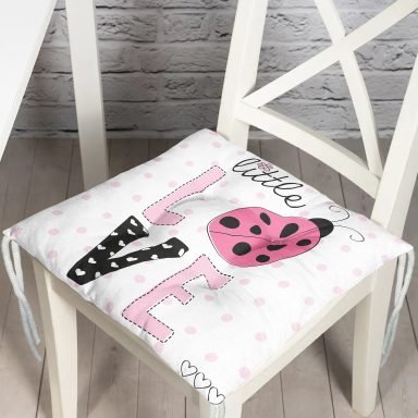 Love Uğurböceği Desenli Pofidik Kare Sandalye Minderi