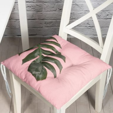Pembe Zeminde Yaprak Modern Tasarımlı Pofidik Kare Sandalye Minderi