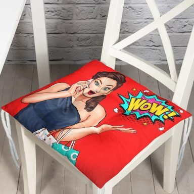 Kırmızı Zeminli Popart Wow Desenli Modern Pofidik Sandalye Minderi