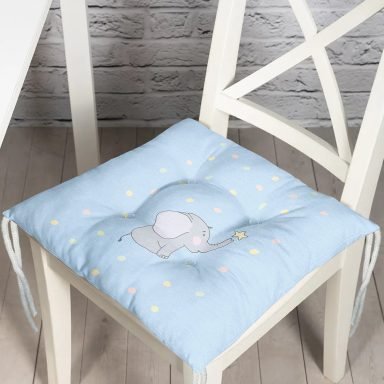 Mavi Zeminde Sevimli Fil Baby Shower Tasarımlı Çocuk Odası Pofidik Sandalye Minderi
