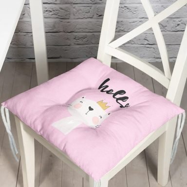 Pembe Zeminde Hello Kedicik Özel Tasarımlı Modern Pofidik Sandalye Minderi