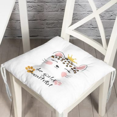 Realhomes Beyaz Zeminde Be Wild & Beautiful Temalı Modern Pofidik Sandalye Minderi
