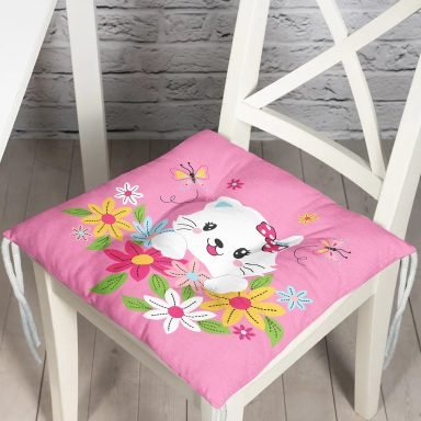 Çiçeklerin İçindeki Sevimli Kedi Desenli Modern Pofidik Sandalye Minderi