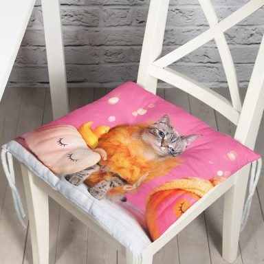 Bal Kabakları Arasında Sevimli Kedi Modern Pofidik Sandalye Minderi