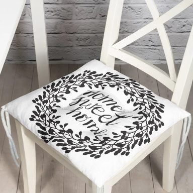 Home Sweet Home Dijital Baskılı Pofidik Kare Sandalye Minderi