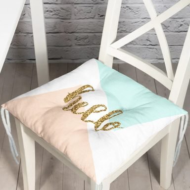 Gold Hello Yazılı Modern Motifler Dijital Baskılı Modern Pofidik Sandalye Minderi