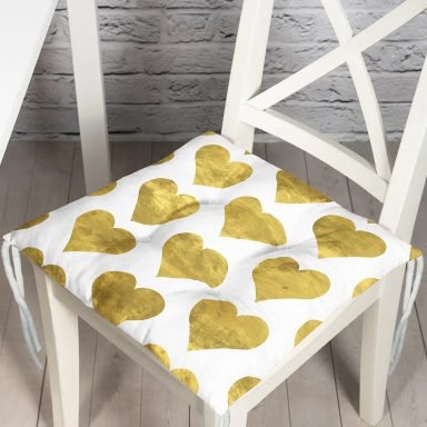 Beyaz Zeminli Gold Renkli Kalp Desenli Dijital Baskılı Modern Pofidik Sandalye Minderi