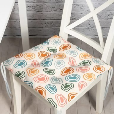 Pastel Zemin Üzerinde Geometrik Desenli Dijital Baskılı Modern Pofidik Sandalye Minderi