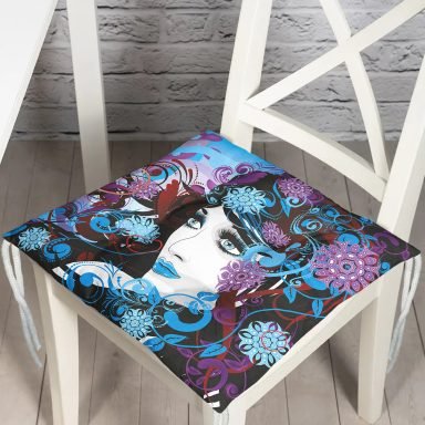 Mavi Ağırlıklı Çiçek Motifli Beautiful Girl Dekoratif Pofidik Sandalye Minderi