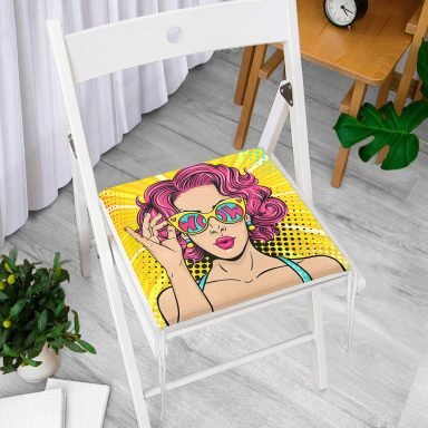 Sarı Zeminli Pop Art Girl Desenli Dekoratif Fermuarlı Sandalye Minderi