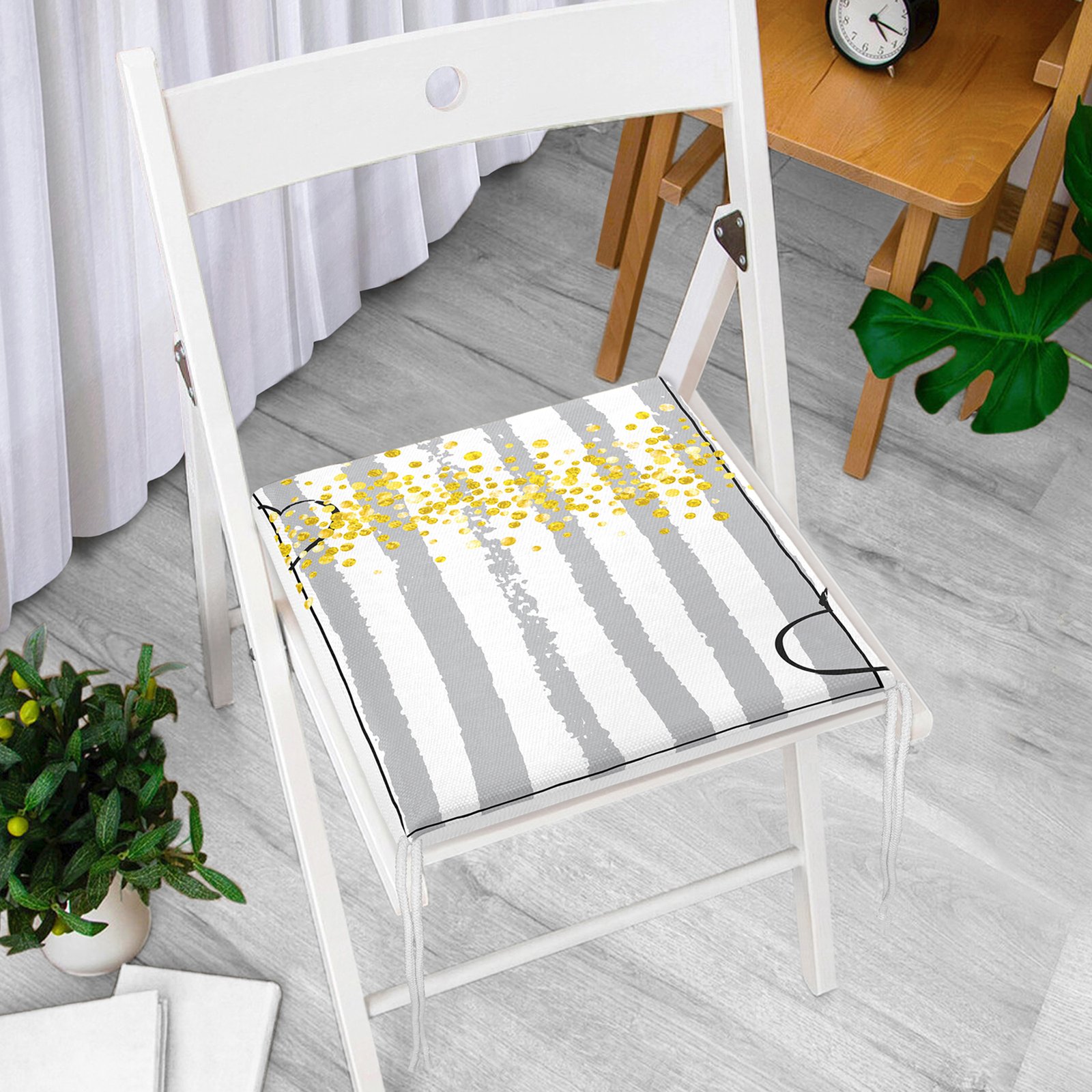 Frm-4828-Realhomes-Gri-Beyaz-Cizgili-Sari-Puanli-Temali-Modern-Fermuarli-Sandalye-Minderi-Gorsel-1