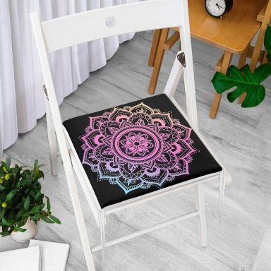 Siyah Zeminde Pembe Mavi Mandala Desenli Özel Tasarım Fermuarlı Sandalye Minderi