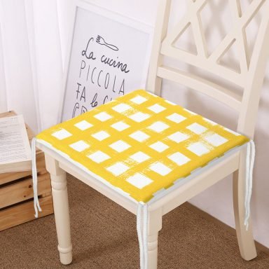 Sarı Zeminde Geometrik Kare Motifli Dekoratif Fermuarlı Sandalye Minderi