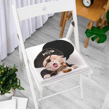 Korsan Giysili Sarı Kedi Dekoratif Fermuarlı Sandalye Minderi