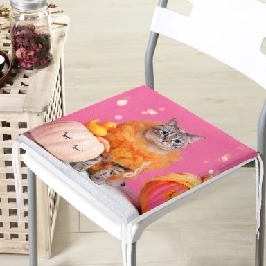 Bal Kabakları Arasında Sevimli Kedi Modern Fermuarlı Sandalye Minderi