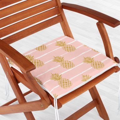 Pastel Zemin Üzerinde Gold Renkli Ananas Desenli Dijital Baskılı Modern Fermuarlı Sandalye Minderi