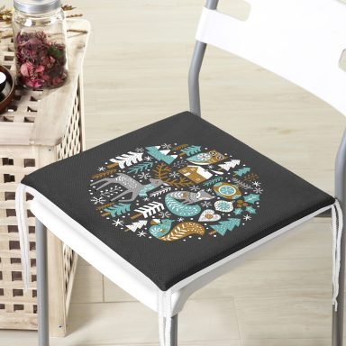 Pastel Zemin Üzerinde Yılbaşı Desenli Dijital Baskılı Modern Fermuarlı Sandalye Minderi