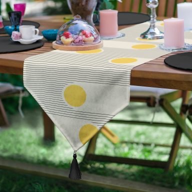 Krem Zemin Çizgili Tasarımlı Modern Püsküllü Şönil Üçgen Runner