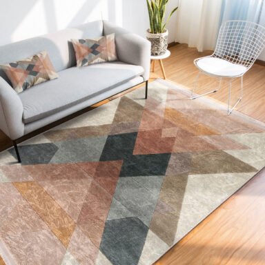 Pastel Renkli Zeminde Geometrik Motifli Üçgen Desenli Geometrik Sade & Şık Balkon Salon & Oturma Odası Dijital Baskılı Makinede Yıkanabilir Kaymaz Taban Saçaklı Halı