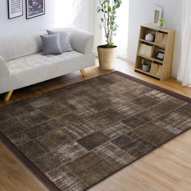 Kahverengi Zeminde Patchwork Motifli Yöresel Desenli Vintage Eskitme Motifli Salon & Oturma Odası Yatak Odası Dijital Baskılı Makinede Yıkanabilir Kaymaz Taban Saçaklı Halı