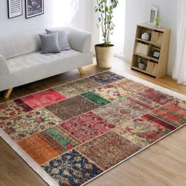 Kırmızı - Krem Zeminde Patchwork Motifli Geleneksel Desenli Vintage Etnik Motifler Salon & Oturma Odası Koridor & Antre Dijital Baskılı Makinede Yıkanabilir Kaymaz Taban Saçaklı Halı