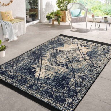 Lacivert - Krem Zeminde Antik Motifli Geleneksel Desenli Etnik Motifler Geometrik Salon & Oturma Odası Dış Mekan & Outdoor Dijital Baskılı Makinede Yıkanabilir Kaymaz Taban Saçaklı Halı