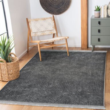 Füme Zeminde Dokuma Halı Motifli Eskitme Desenli Geometrik Eskitme Motifli Ofis Koridor & Antre Dijital Baskılı Makinede Yıkanabilir Kaymaz Taban Saçaklı Halı