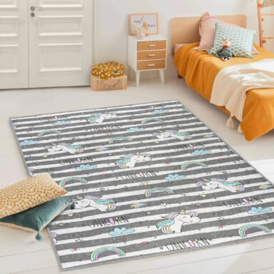 Unicorn Desenli Renkli Çocuk Halısı - Yumuşak ve Kaymaz Tabanlı Makinede Yıkanabilir Halı