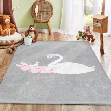 Pembe Kanatlı Şirin Kuğulu Çocuk Halısı - Makinede Yıkanabilir Kaymaz Tabanlı Dikdörtgen Halı