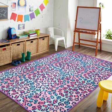 Pembe - Mavi Zeminde Modern Hayvan Desenli Yıkanabilir Kaymaz Taban Çocuk Halısı