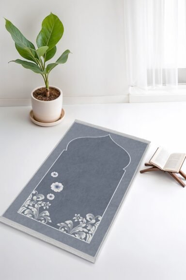 Mavi Zeminli Çiçek Desenli Dijital Baskılı Kaymaz Tabanlı Namazlık Seccade