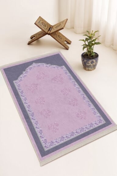 Lila Şehrazat Motifli Dijital Baskılı Saçaklı Kaymaz Tabanlı Namazlık Seccade
