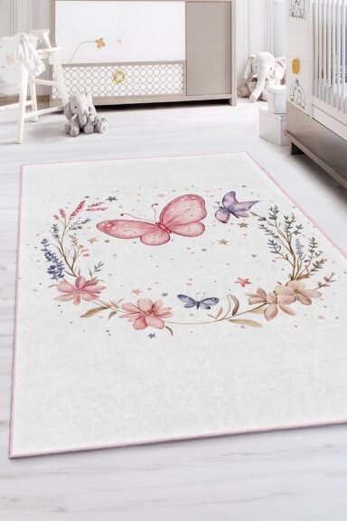 Kelebek ve Çiçek Desenli Pastel Modern Pembe Kız Çocuk Odası Halısı