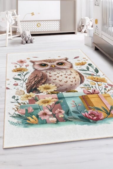 Baykuş Ve Çiçekli Hediye Kutulu Pastel Desenli Krem Çocuk Odası Halısı