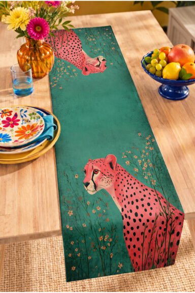 Leopar Figürlü Çiçek ve Yaprak Desenli Modern Dijital Baskılı Dekoratif Masa Runnerı 40x140cm