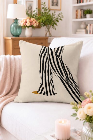 Zebra Bacak Desenli Kırlent Kılıfı - Siyah Beyaz Modern Dekoratif Yastık Kılıfı