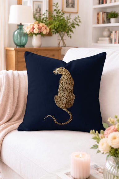Leopar Figürlü Lacivert Kırlent Kılıfı - Modern Hayvan Desenli Dekoratif Yastık Kılıfı