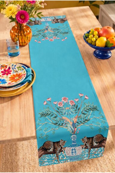 Leopar Figürlü Çiçekli Vazo ve Çin Motifli Desenli Dijital Baskılı Dekoratif Masa Runnerı 40x140cm