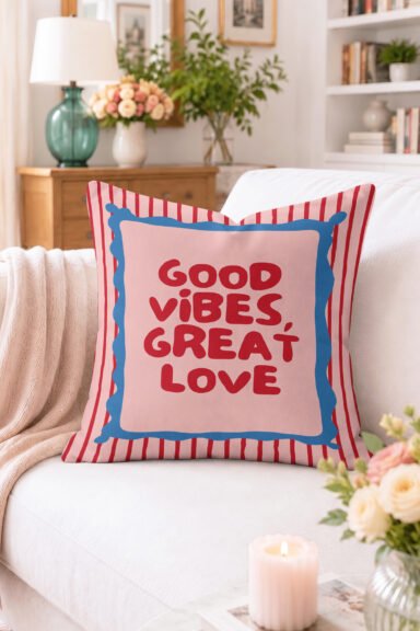 Good Vibes, Great Love Yazılı Çizgili Kırlent Kılıfı - Kırmızı Pembe Mavi Modern Dekoratif Yastık Kı