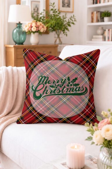 Merry Christmas Yazılı Kırlent Kılıfı - Kırmızı Çizgili Desenli Dekoratif Yastık Kılıfı