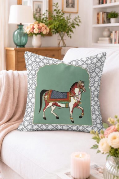At Figürü ve Geometrik Desenli Kırlent Kılıfı - Renkli Vintage Dekoratif Yastık Kılıfı