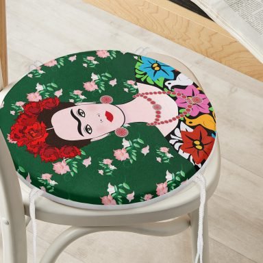 Yeşil Zeminde Frida Kahlo Motifli Özel Tasarım Yuvarlak Fermuarlı Sandalye Minderi